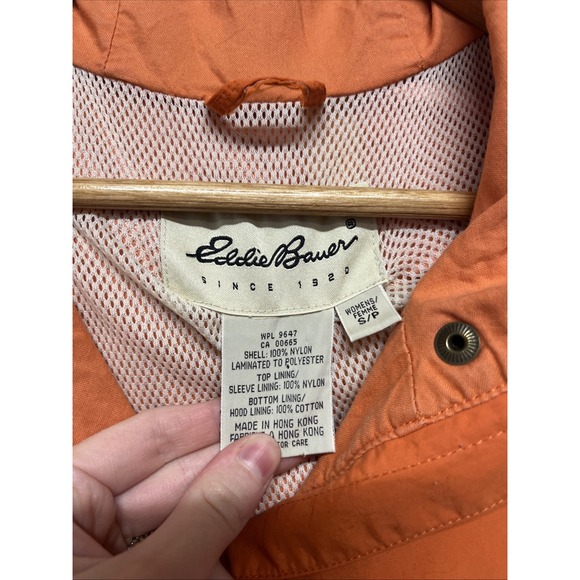 Eddie Bauer Women's Windbreaker Rain Jacket Orange Hooded Pockets Sz Small - Picture 2 of 3